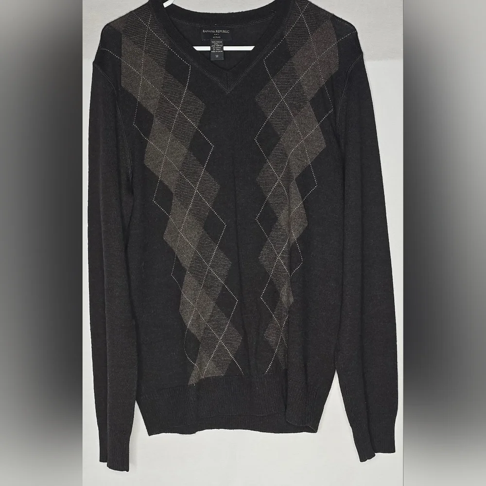 Banana Republic Men’s V neck Argyle Merino Wool Sweater Medium Brown